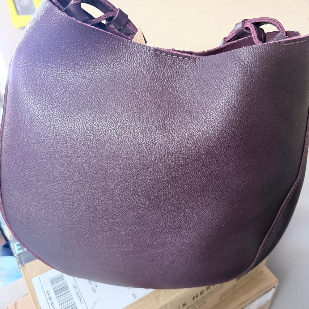 Portland Leather plum purple Olivia Shoulder Bag - Picture 5 of 16
